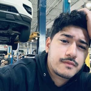 Meet your Posher, Jonathan